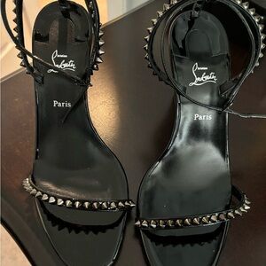 New Louboutins No Box size 39.  Will fit a size 8 or 8 1/2 foot best.